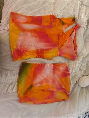 White Fox Boutique Orange-Pink Tie-Dye Two-Piece Set